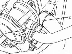 Pressure port combination valve and a water hose