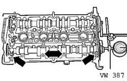 Setting the indicator for checking the exhaust camshaft