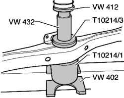 Removing the rubber bearing