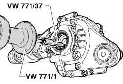 Removing shaft seal flange