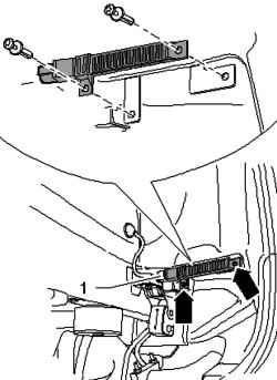 Removing the rear antenna control pressure indicator