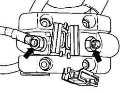 Electrical wires relay disconnecting the battery